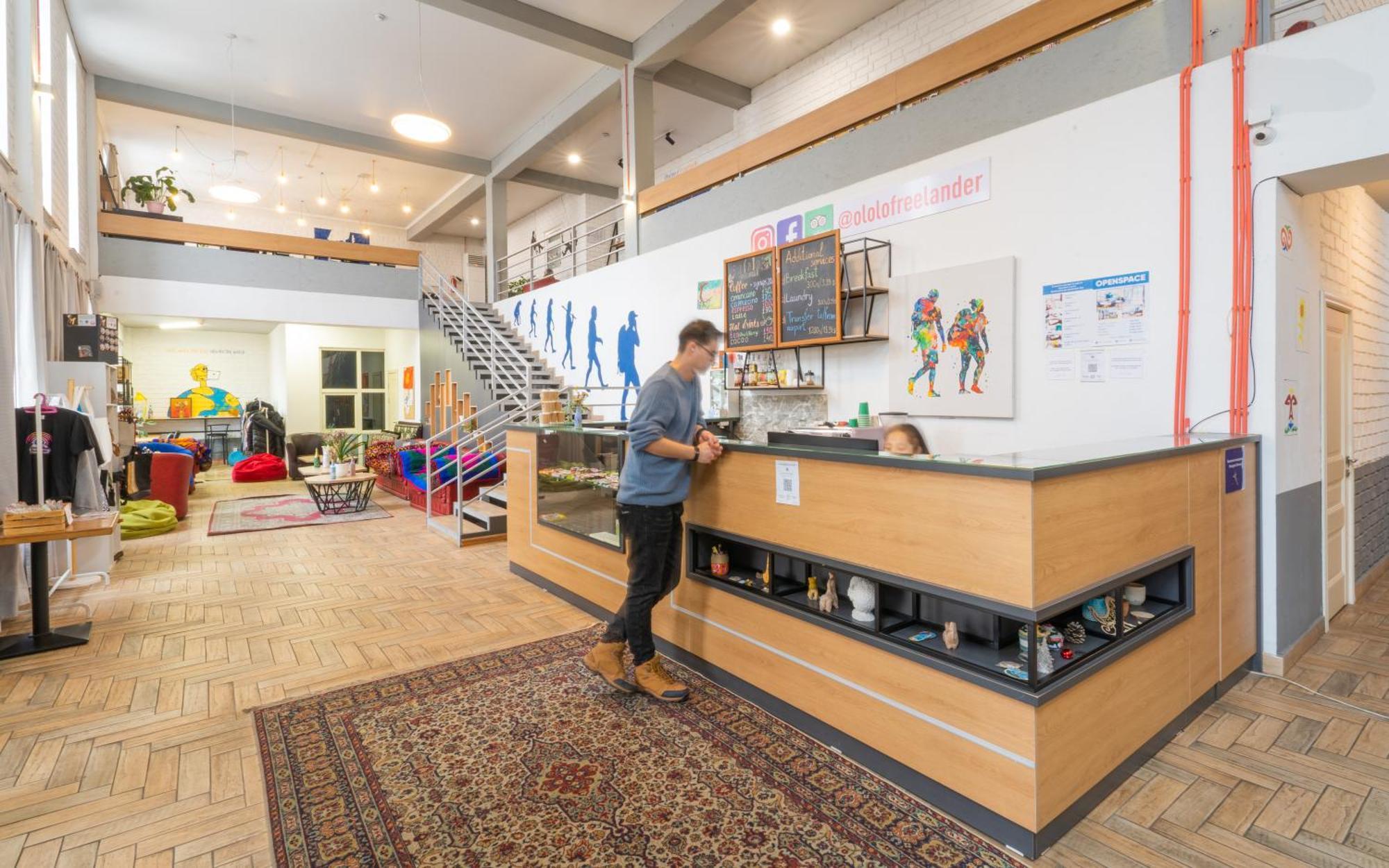 Ololofreelander Hostel&Coworking Biskek Kültér fotó
