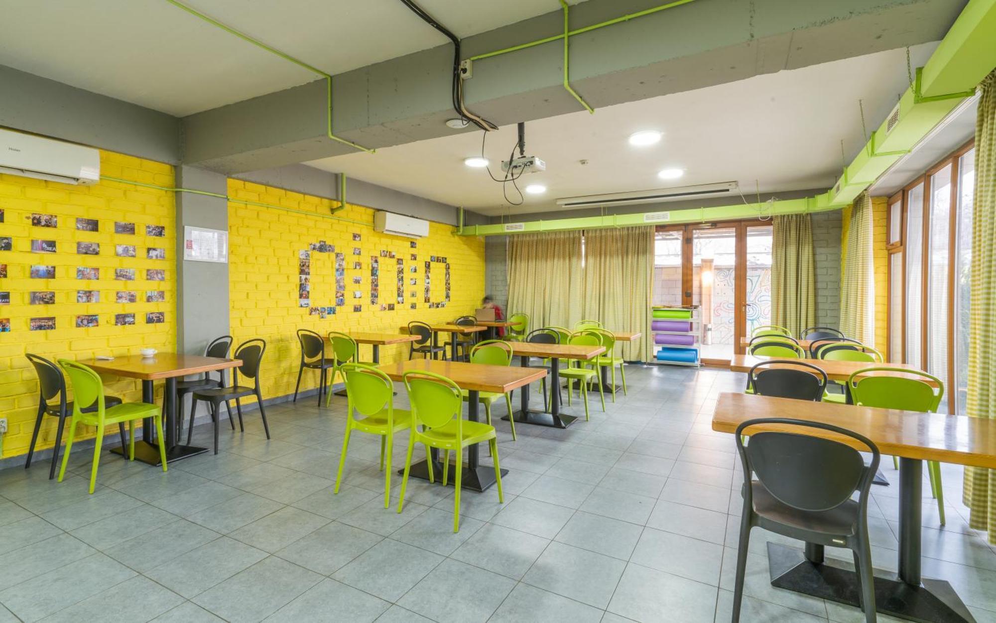 Ololofreelander Hostel&Coworking Biskek Kültér fotó