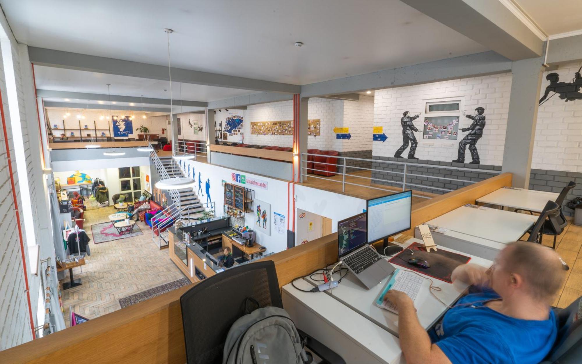 Ololofreelander Hostel&Coworking Biskek Kültér fotó