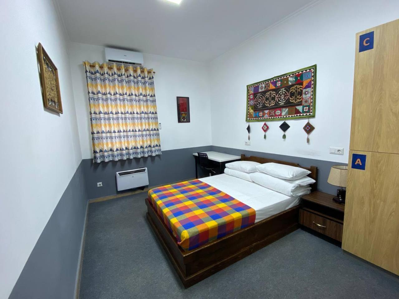Ololofreelander Hostel&Coworking Biskek Kültér fotó